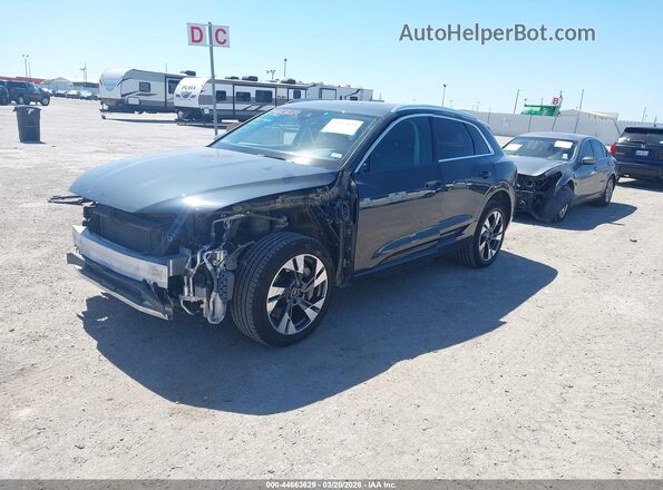 WA1LABGE3MB011540 2021 AUDI E-TRON Gray Przód lewy