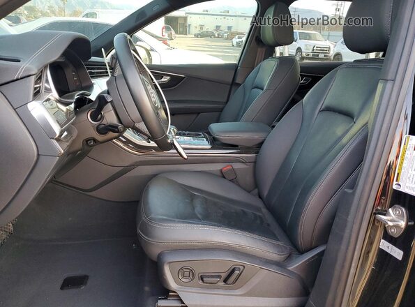 WA1LCBF70SD006942 2025 AUDI Q7 Black Вид салону спереду