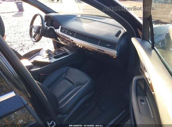 WA1LHAF72HD037002 2017 AUDI Q7 Black 