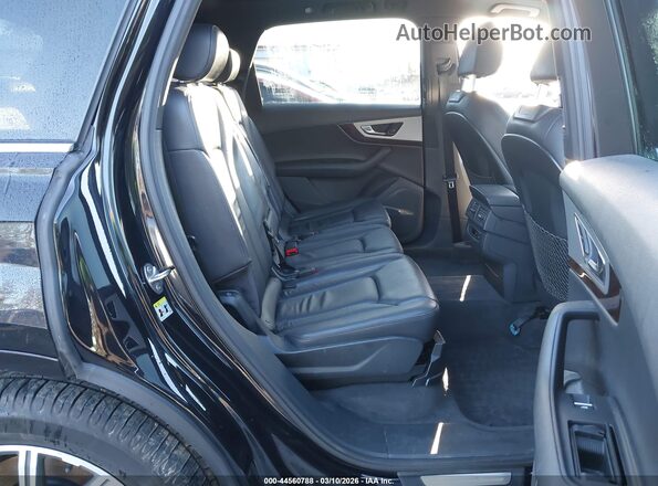 WA1LHAF72HD037002 2017 AUDI Q7 Black 