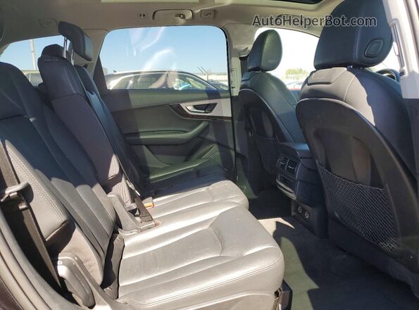 WA1LHAF74KD040121 2019 AUDI Q7 Black უკანა სალონის ხედი