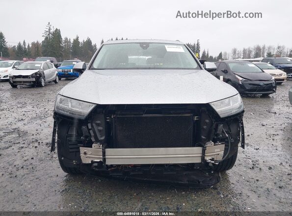 WA1LHAF79KD023038 2019 AUDI Q7 Silver Вид задньої частини салону