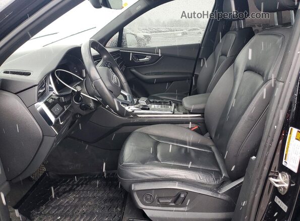 WA1LJAF72MD027570 2021 AUDI Q7 Черный Вид салона спереди