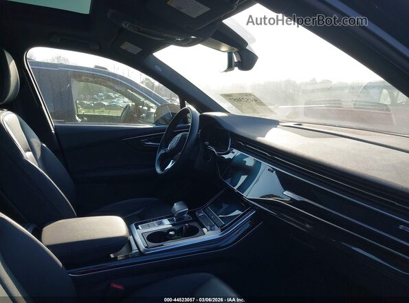 WA1LJAF7XMD029857 2021 AUDI Q7 Черный Вид салона спереди