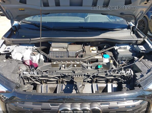 WA1LUBFZ4TP004139 2026 AUDI Q4 Gray უკანა ხედი