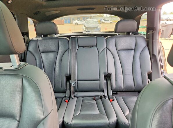 WA1LXAF70MD032359 2021 AUDI Q7 Black Հետևի նստատեղերի տեսք