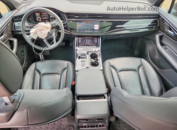 WA1LXAF70MD032359 2021 AUDI Q7 Black Առջևի վահանակի տեսք