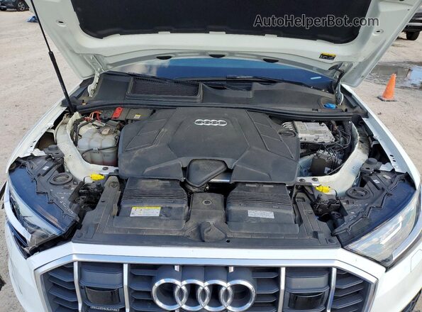 WA1LXAF71MD039367 2021 AUDI Q7 White Engine compartment view