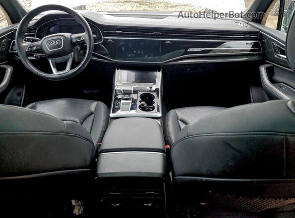 WA1LXAF75MD028775 2021 AUDI Q7 White Vista del salpicadero