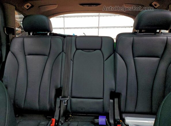 WA1LXAF75MD028775 2021 AUDI Q7 White Vista de los asientos traseros