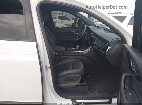 WA1LXAF78MD028477 2021 AUDI Q7 White Սալոնի դիմացի տեսք