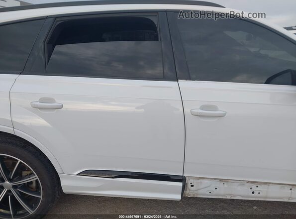 WA1LXAF78MD028477 2021 AUDI Q7 White Սալոնի հետևի տեսք