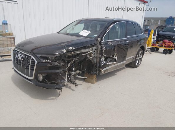 WA1LXAF7XMD034538 2021 AUDI Q7 Бежевый Передняя левая четверть