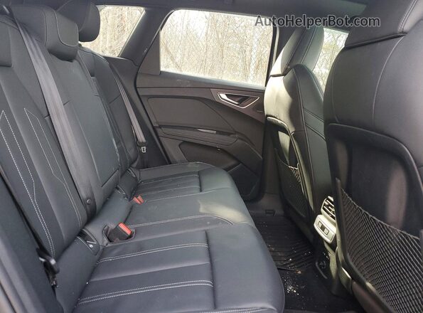 WA1M2AFZ4PP072256 2023 AUDI Q4 Black Rear interior view