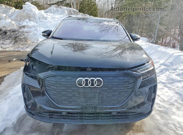 WA1M2AFZ4PP072256 2023 AUDI Q4 Black Front view