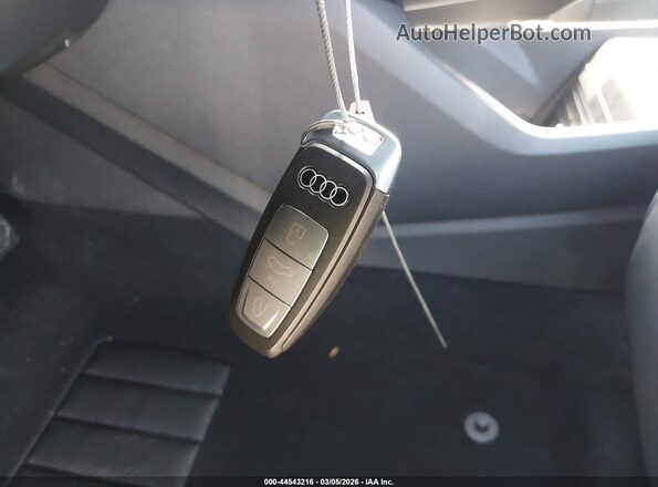 WA1MUBFZ7SP061857 2025 AUDI Q4 Black 