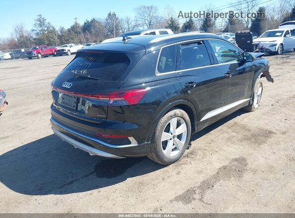 WA1MUBFZ8RP046049 2024 AUDI Q4 Black უკანა მარჯვენა