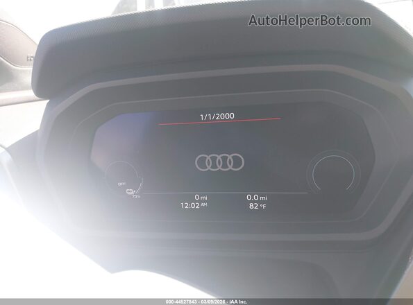 WA1MUBFZ8RP046049 2024 AUDI Q4 Black უკანა სავარძლების ხედი