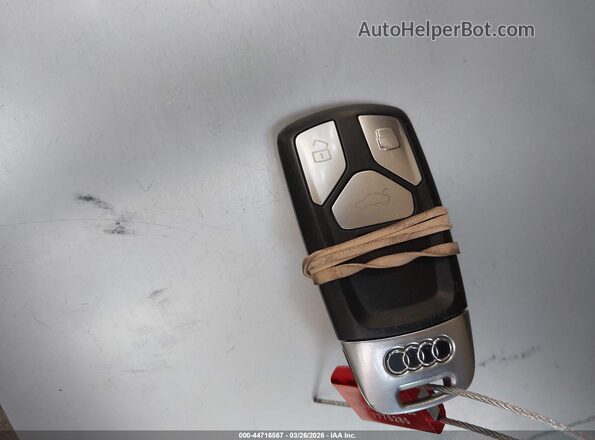 WA1VAAF71JD045840 2018 AUDI Q7 White Вид панелі приладів