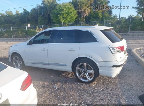 WA1VAAF73KD021315 2019 AUDI Q7 White 