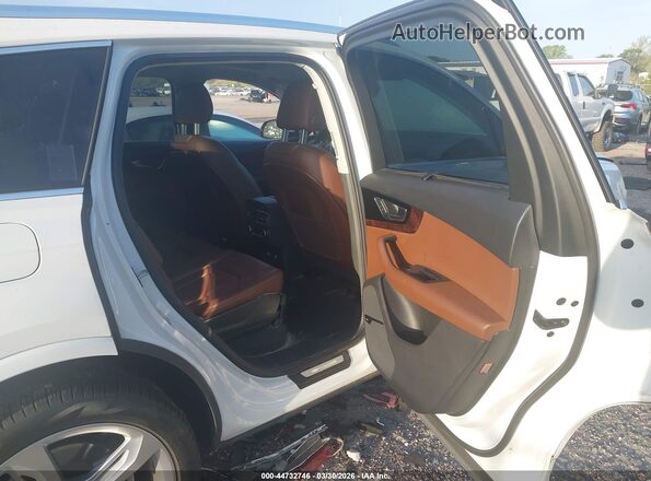 WA1VAAF73KD021315 2019 AUDI Q7 White 