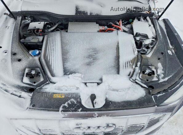 WA1VAAGE0KB008742 2019 AUDI E-TRON Серый Вид задней части салона