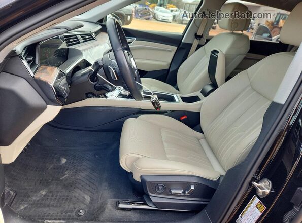 WA1VAAGE0KB009843 2019 AUDI E-TRON Black 