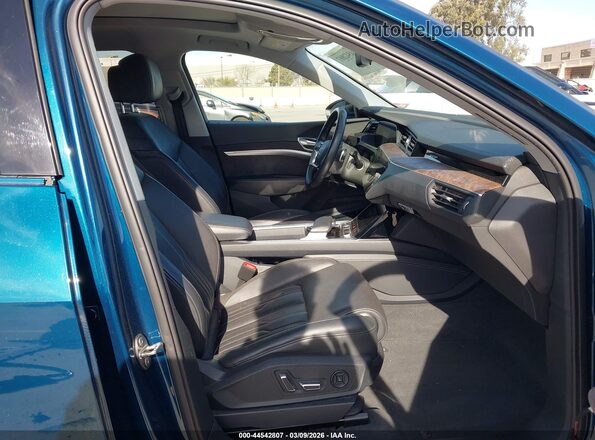 WA1VAAGE0KB017232 2019 AUDI E-TRON Blue Vista interior delantera