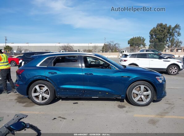 WA1VAAGE0KB017232 2019 AUDI E-TRON Blue Vista interior de 360 grados