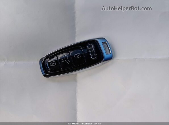 WA1VAAGE3KB008377 2019 AUDI E-TRON Серый Вид панели приборов