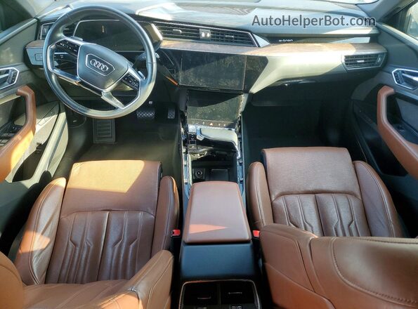 WA1VABGE9KB017011 2019 AUDI E-TRON Черный 