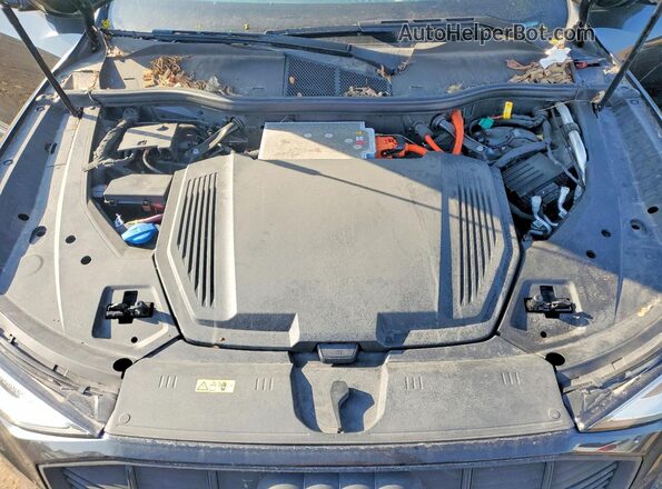 WA1VABGE9KB017011 2019 AUDI E-TRON Черный 