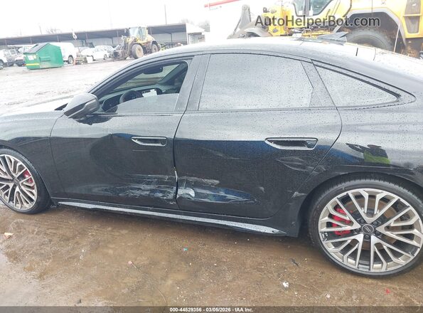 WAU35CFU3SN051392 2025 AUDI ALL Black Widok wnętrza 360 stopni