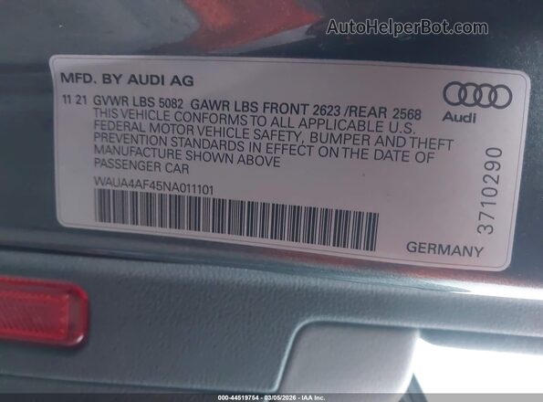 WAUA4AF45NA011101 2022 AUDI S4 Gray Engine compartment view