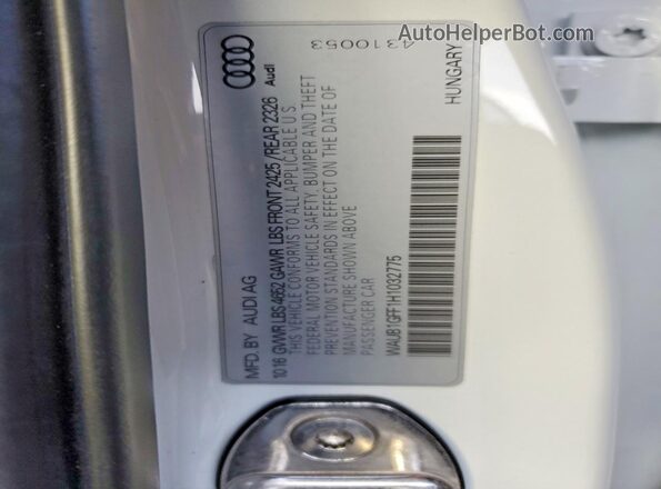 WAUB1GFF1H1032775 2017 AUDI S3 White ძრავის განყოფილების ხედი