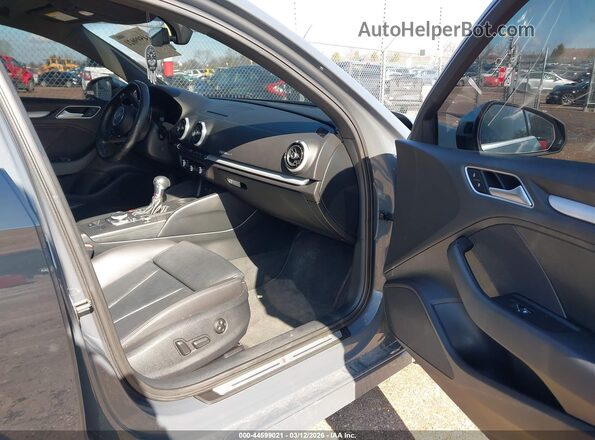 WAUB1GFF3H1034852 2017 AUDI S3 Gray წინა სალონის ხედი