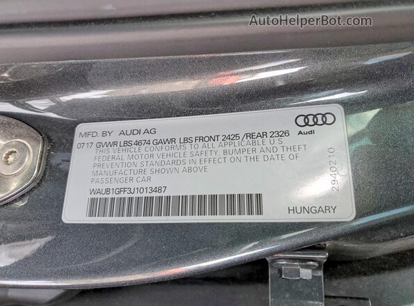 WAUB1GFF3J1013487 2018 AUDI S3 Gray Vista del compartimento del motor