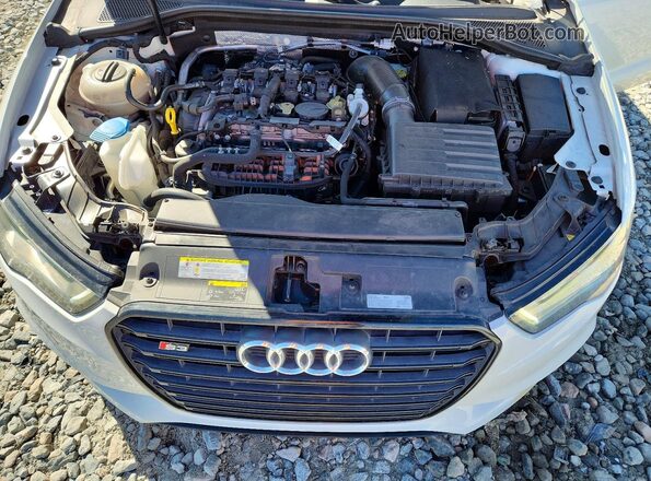 WAUB1GFF6G1046878 2016 AUDI S3 White უკანა სალონის ხედი