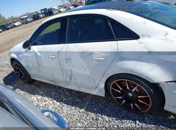 WAUB1HFF5KA084911 2019 AUDI S3 White 