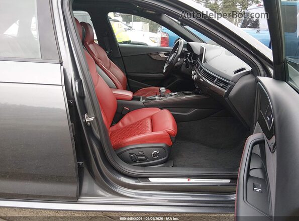 WAUB4AF46JA010697 2018 AUDI S4 Gray Widok wnętrza z przodu
