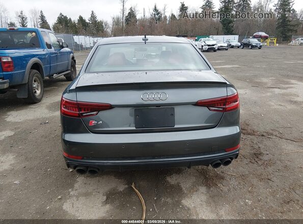 WAUB4AF46JA010697 2018 AUDI S4 Gray 