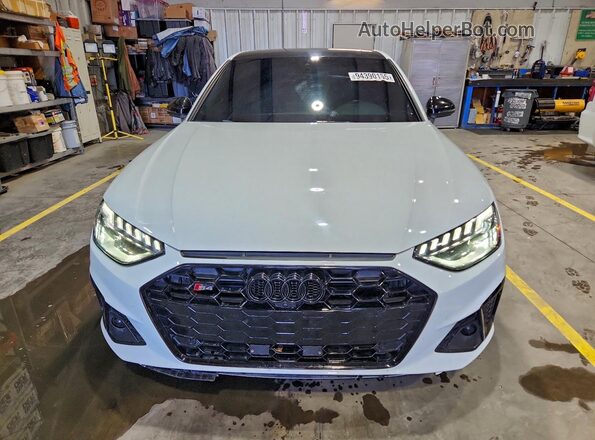 WAUB4AF47MA062974 2021 AUDI S4 White Widok z przodu