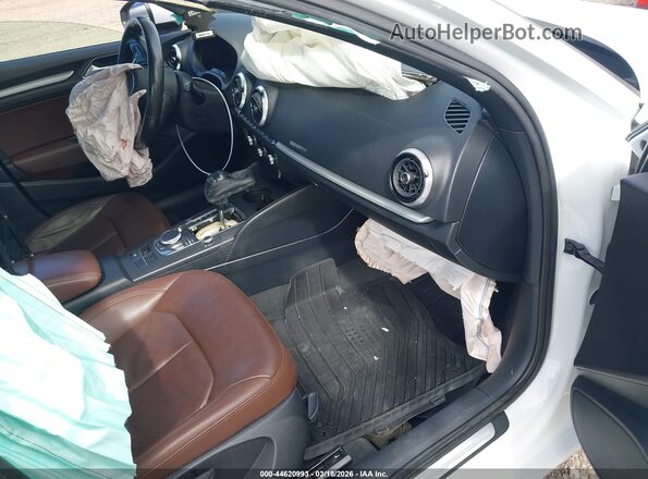 WAUB8GFF6J1082122 2018 AUDI OTHER Белый Вид салона спереди