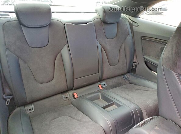 WAUC4AFR0HA000225 2017 AUDI S5 Silver უკანა სავარძლების ხედი