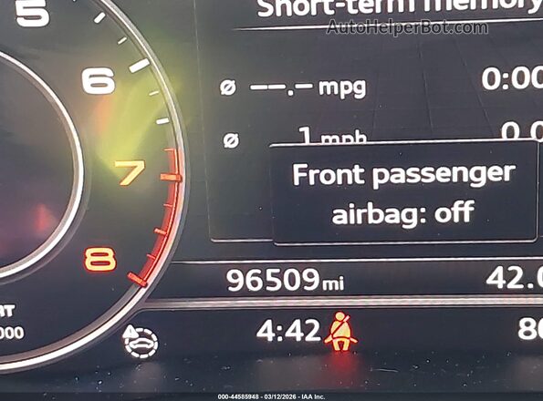 WAUENCF52JA007701 2018 AUDI OTHER Черный 