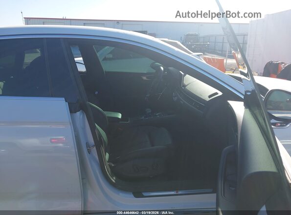WAUENCF52JA054680 2018 AUDI OTHER White წინა სალონის ხედი