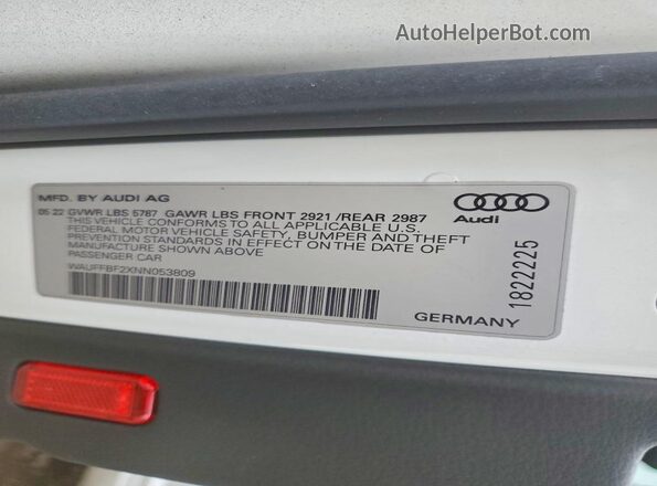WAUFFBF2XNN053809 2022 AUDI S6 White Vista del compartimento del motor