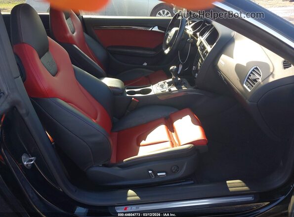 WAUG4AFRXGA056821 2016 AUDI S5 Черный Вид салона спереди