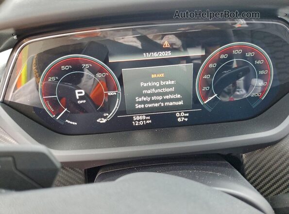 WAUG9BFW3S7000805 2025 AUDI S Black Vista del cuadro de instrumentos