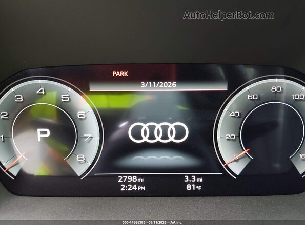 WAUGUDGYXTA050146 2026 AUDI OTHER White Հետևի նստատեղերի տեսք
